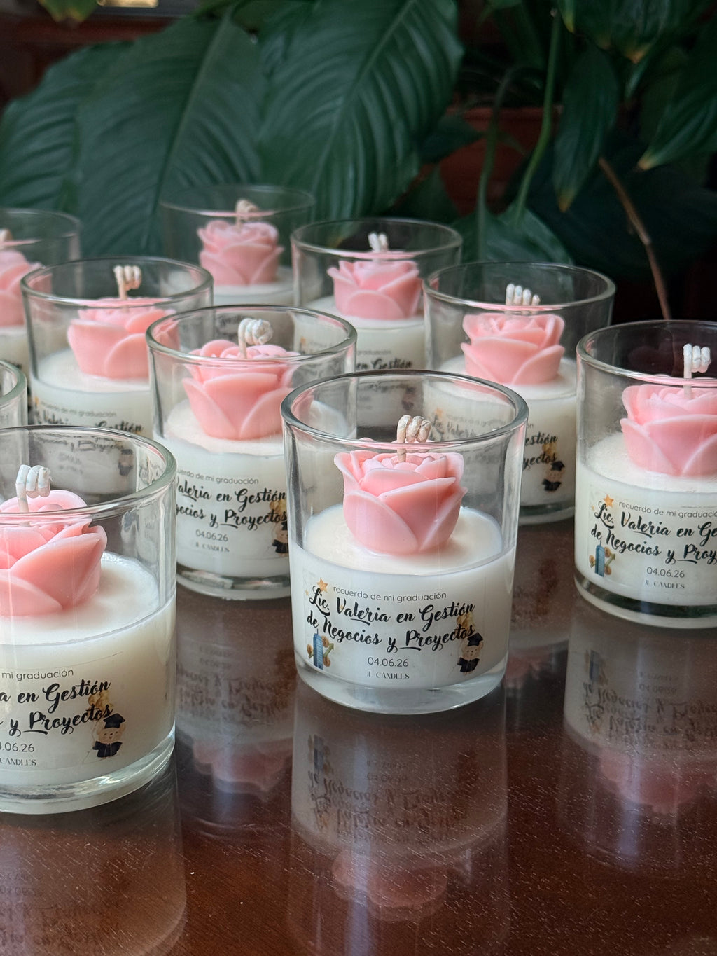 Vela en vaso con rosa