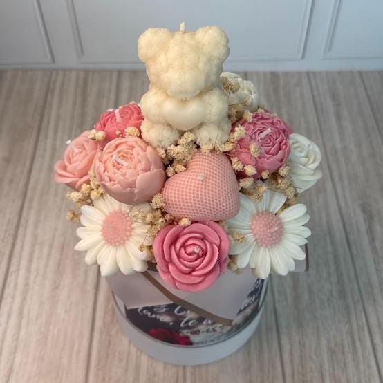 Candle box oso con gerberas & rosas